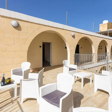 Hotel Ta'battista With Pool - Gozo Xewkija