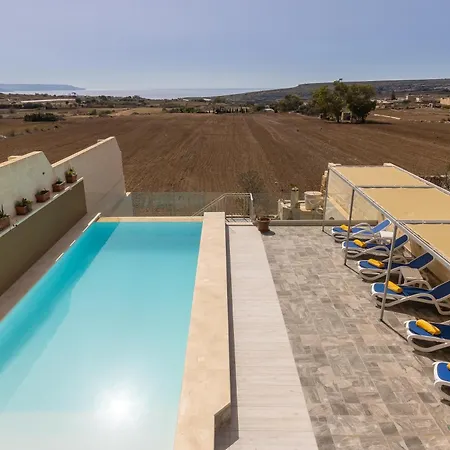 Ta'battista With Pool - Gozo
