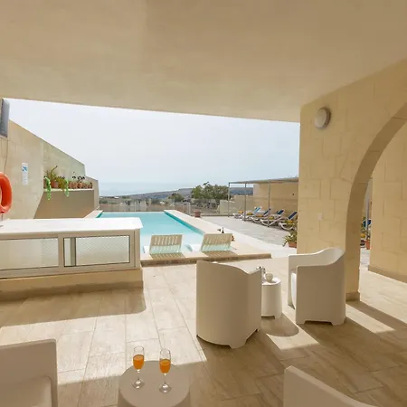 Ta'battista With Pool - Gozo * Xewkija