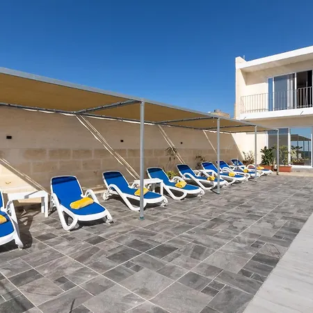 Hotel Ta'battista With Pool - Gozo