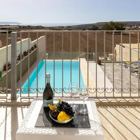 Ta'battista With Pool - Gozo * Xewkija