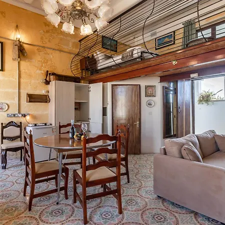 Hotel Ta'battista With Pool - Gozo Xewkija