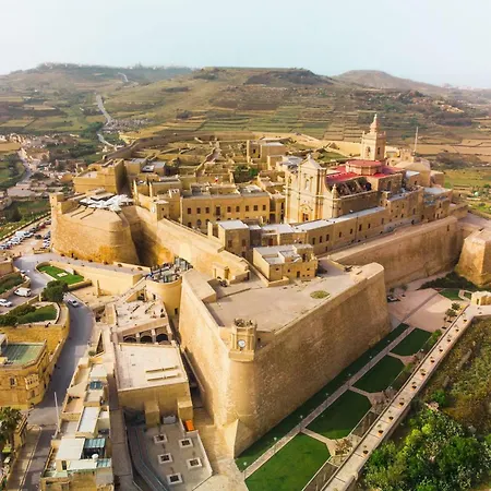 Ta'battista With Pool - Gozo * Xewkija