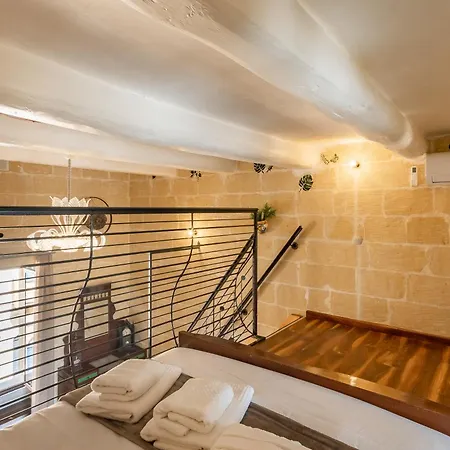 Hotel Ta'battista With Pool - Gozo