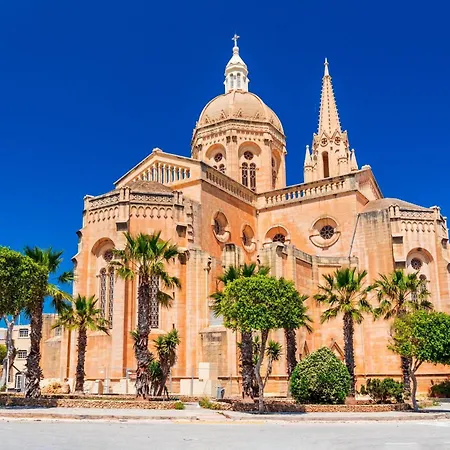 Hotel Ta'battista With Pool - Gozo Xewkija