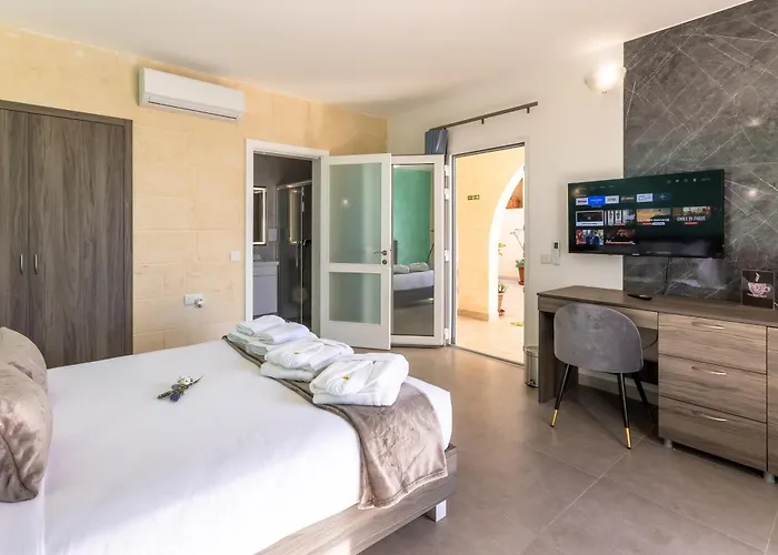 Otel Ta'battista With Pool - Gozo