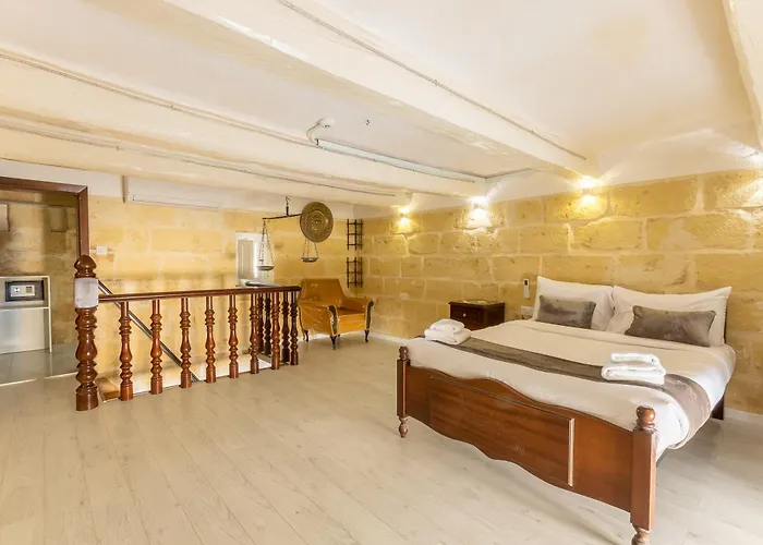 Ta'battista With Pool - Gozo Otel Xewkija