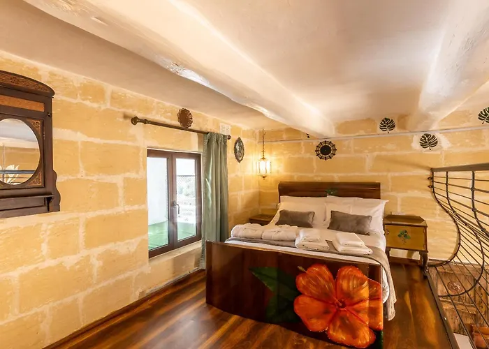 Ta'battista With Pool - Gozo Xewkija