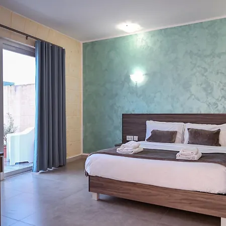 Ta' Battista With Pool - Gozo Hotel