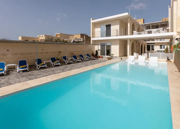 Ta'battista With Pool - Gozo Xewkija