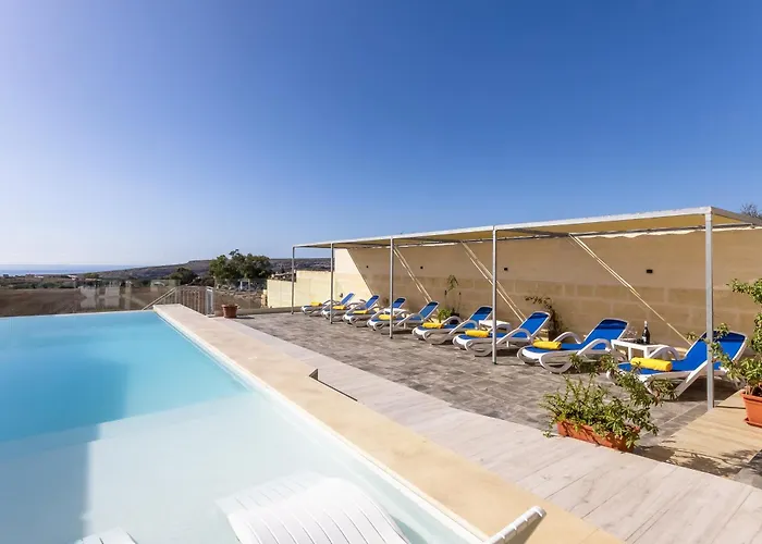 Ta'battista With Pool - Gozo