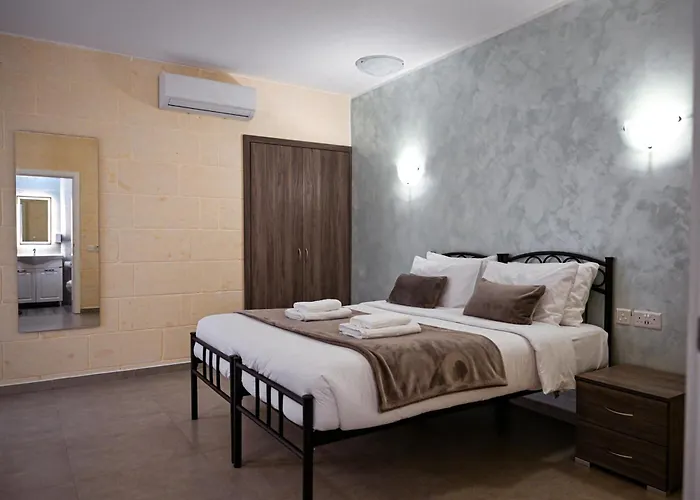 Hotel Ta' Battista With Pool - Gozo *