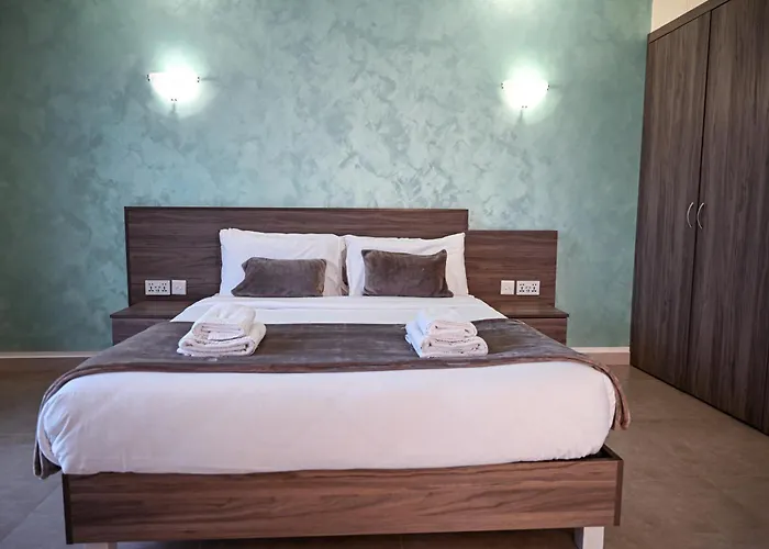 Hotel Ta' Battista With Pool - Gozo Xewkija