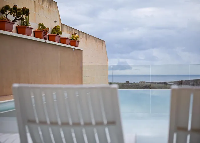 Hotel Ta' Battista With Pool - Gozo