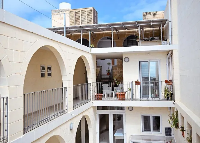 Hotel Ta' Battista With Pool - Gozo Xewkija