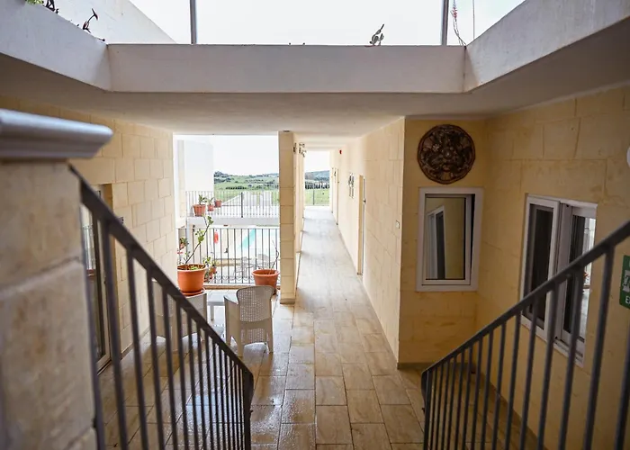 Hotel Ta' Battista With Pool - Gozo *